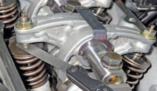 Как проверить клапана двигателя и отрегулировать их самостоятельно? с фото