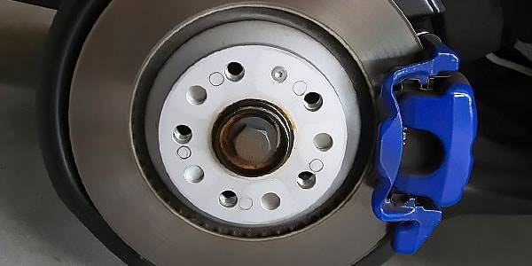 Замена тормозных дисков Nissan с фото